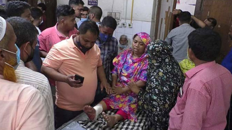 নারায়ণগঞ্জে নারী ইউপি সদস্যকে গুলি