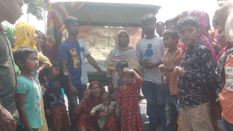 আত্মহত্যার হুমকি দিলেন নিহত বাদাম বিক্রেতার স্ত্রী