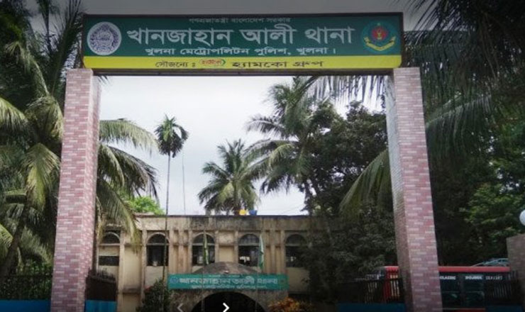 স্বামীকে বেঁধে রেখে গৃহবধূকে সংঘবদ্ধ ধর্ষণ