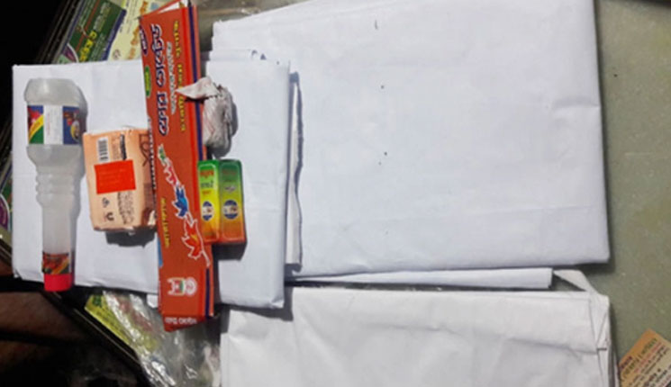 মৃত নারীর ভ্যানিটি ভ্যাগে কাফনের কাপড়