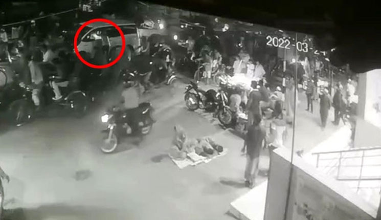 একাধিক অস্ত্রের ব্যবহার, সিদ্ধান্ত কমলাপুরে বসে