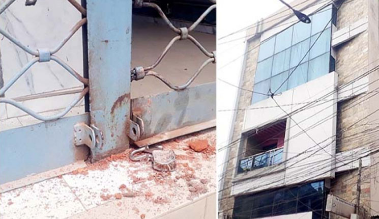 হোটেলে আটকা মেডিকেল পরীক্ষার্থী, তালা ভেঙে কেন্দ্রে পৌঁছে দিল পুলিশ