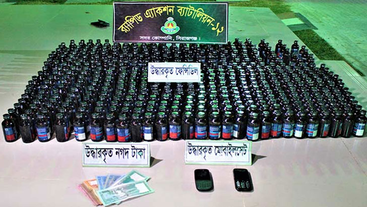ফেনসিডিলের চালান যাচ্ছিল ঢাকায়, ধরা পড়ল বগুড়ায়