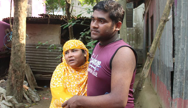 লিবিয়ায় গিয়ে মাফিয়াদের থেকে ছেলেকে উদ্ধার করলেন মা