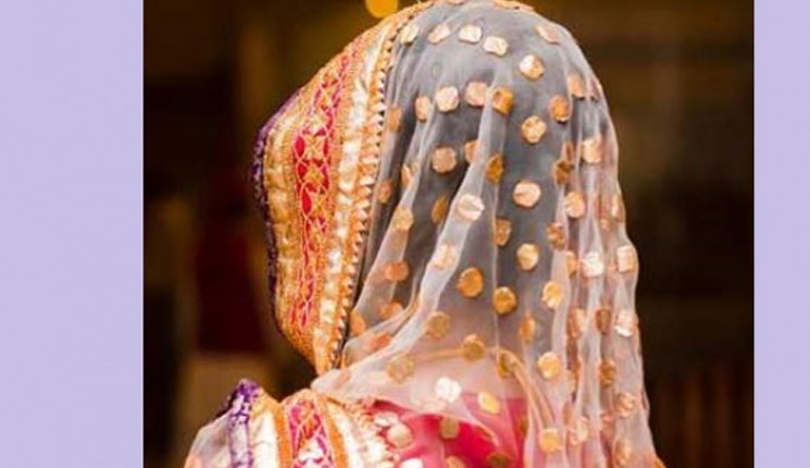 বদলি চাইলে একটা রাতের জন্য স্ত্রীকে পাঠিয়ে দাও’ বসের এমন মন্তব্যে যা করলেন কর্মচারী