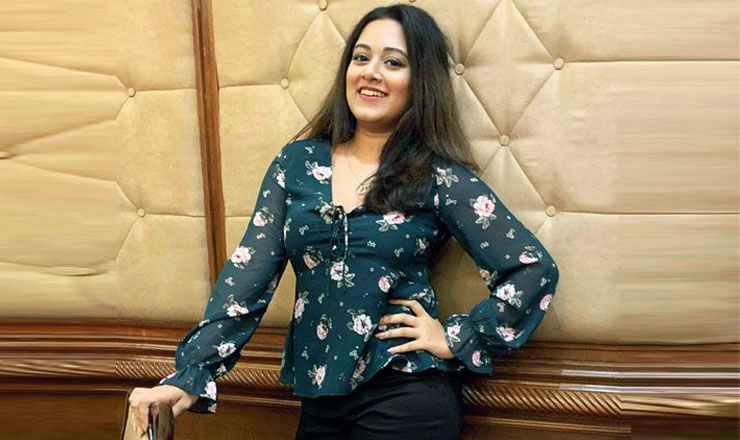 বড় হয়ে বিপদে আছি: দীঘি