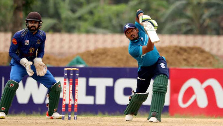 বিজয়কে মাশরাফি টি-টোয়েন্টি বিশ্বকাপ দলে চান 