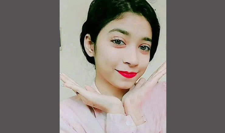 মোবাইল কলে প্রেমিককে রেখেই মডেলের আত্মহত্যা