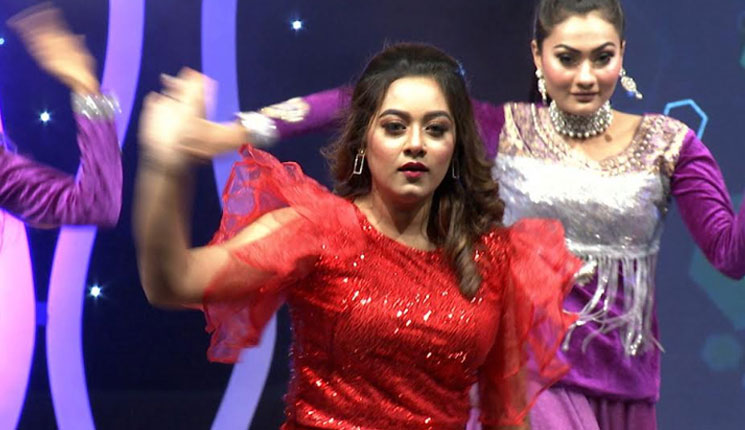 ভাইরালদের নিয়ে অনুষ্ঠান ভাইরাল ভাইরাস