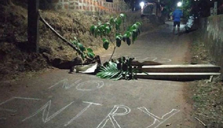 অশুভ আত্মার ভয়ে গ্রামজুড়ে লকডাউন