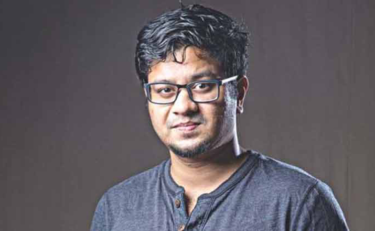 বাপের পরিচয় দিতে আপনার এত অস্বস্তি কেন?