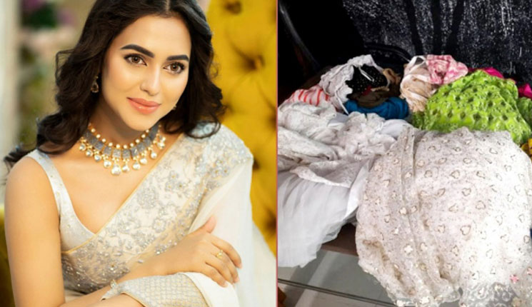 দশ টাকার বিনিময়ে অসহায়রা পাচ্ছেন ফারিয়ার পোশাক