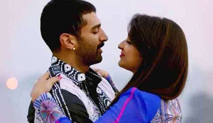 চুমু খাওয়ার সাতটি উপকারিতা, জেনে রাখুন আপনিও