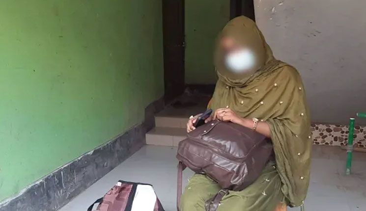 স্বামী-সন্তান রেখে প্রেমিকের বাড়িতে অবস্থান, তরুণীর বিরুদ্ধে ব্যবস্থা নেওয়ার নির্দেশ