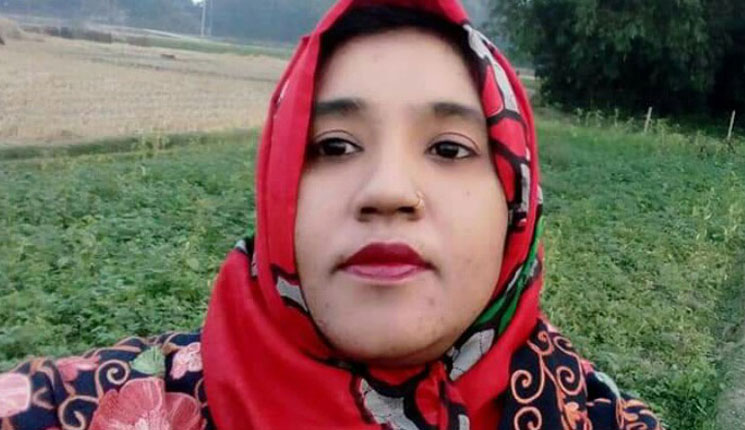 নিজ কক্ষে শিক্ষিকার ঝুলন্ত লাশ