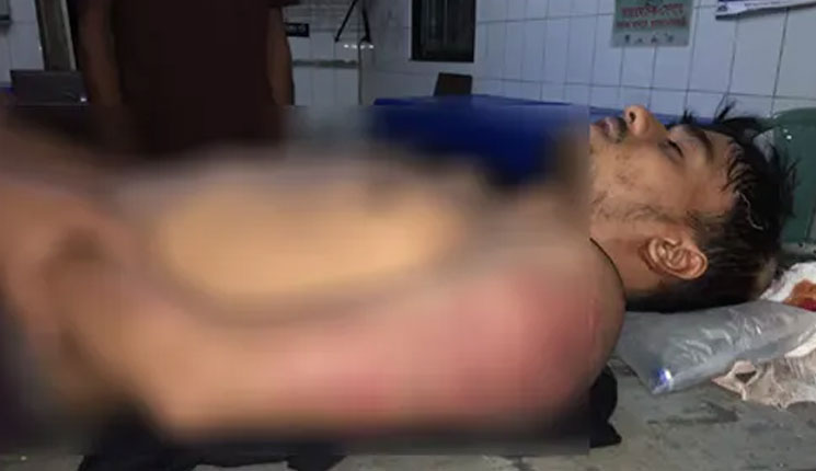 কোচিং না করায় শিক্ষার্থীর ওপর বর্বরতা