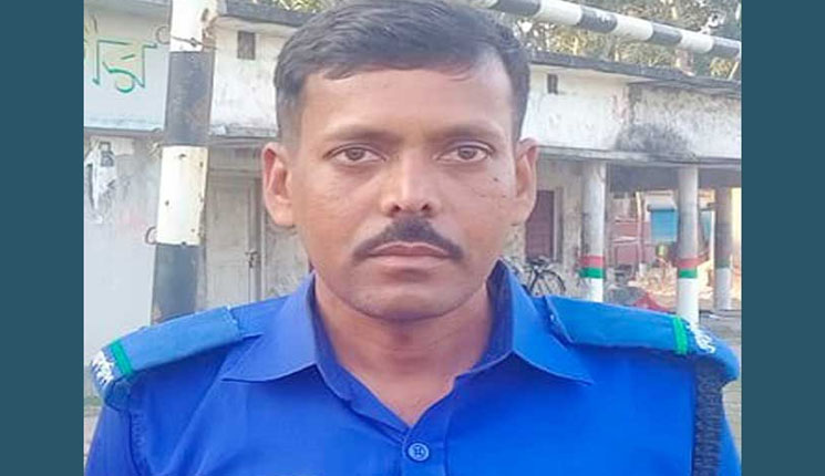 বাগেরহাটে গৃহবধূকে ধর্ষণ মামলায় গ্রামপুলিশ গ্রেপ্তার