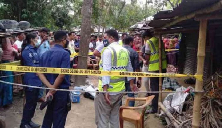 বন্ধ ঘরে ঝুলছিল স্বামীর লাশ, বিছানায় নিথর স্ত্রী