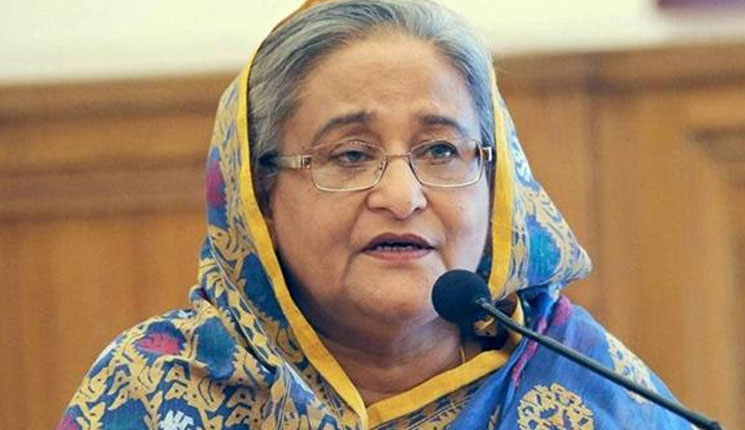 ড. ইউনূসকে পদ্মা নদীতে চুবানো উচিত : প্রধানমন্ত্রী