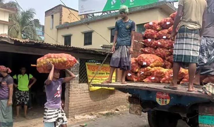 আমের কেজি ৩ টাকা