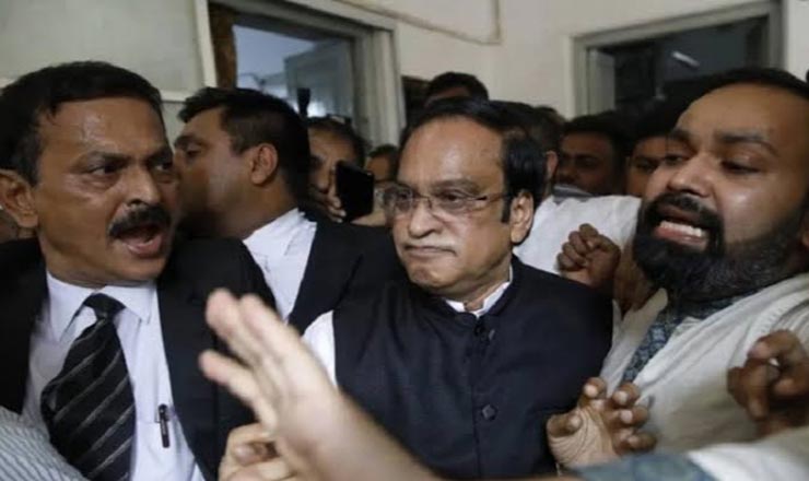 কারাগারে হাজি সেলিম