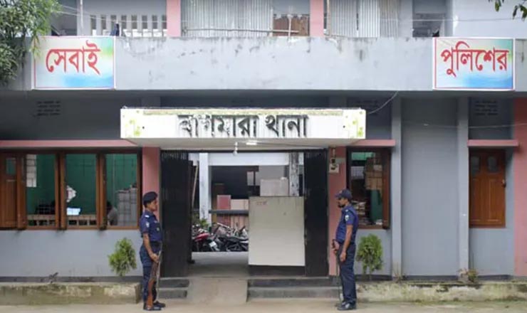 বাগমারায় মাদক বিক্রেতার সাথে প্রতিবাদকারীর হাতাহাতি