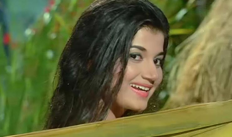 সিনেমায় সবচেয়ে বেশি বার ধর্ষিতা হয়েছিলেন তিনিই, কে সেই অভিনেত্রী?