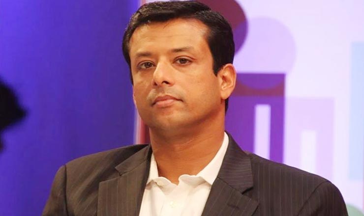 ‘জিয়া বিছানায় বুটসহ পা তুলে বলেন ‘সাইন ইট’, একহাতে ছিল স্টিক অন্য হাতে রিভলভার’