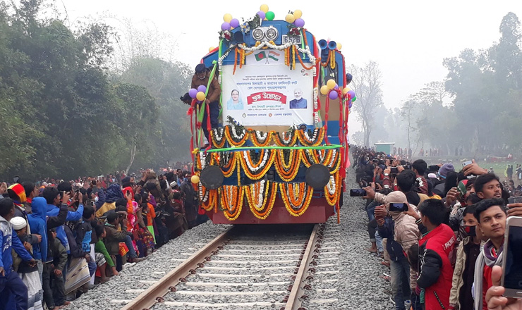 মিতালী, মৈত্রী ও বন্ধন: কোন ট্রেনে কত ভাড়া