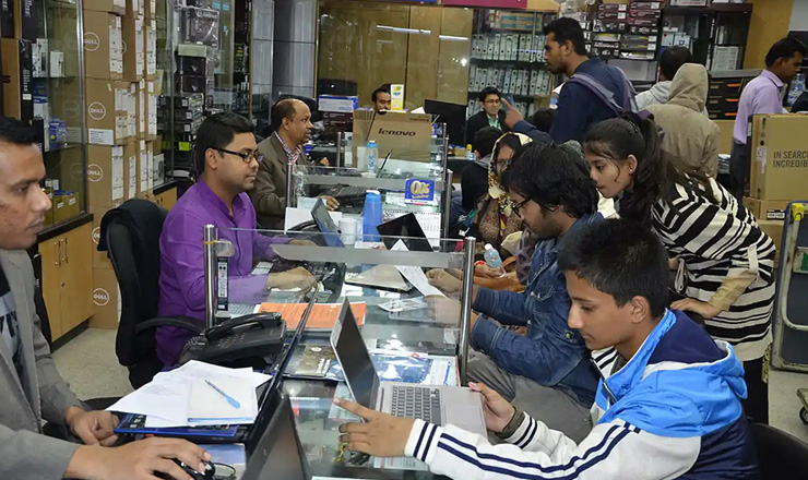 প্রযুক্তিপণ্যের দাম ১০ শতাংশ বাড়লো