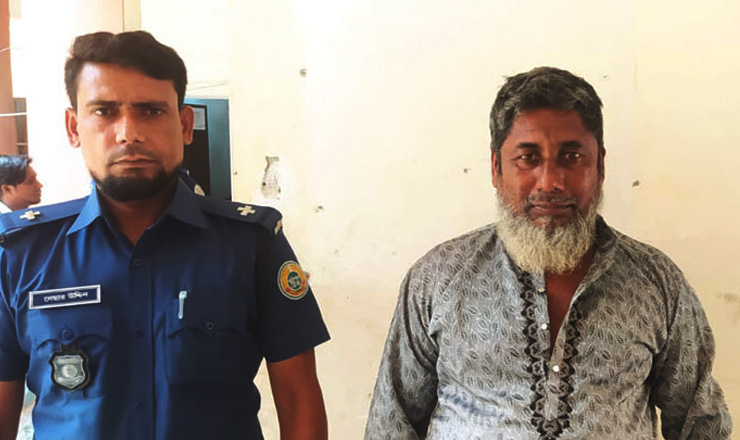 স্কুলছাত্রীকে হাত-পা বেঁধে ধর্ষণচেষ্টা, বৃদ্ধ গ্রেফতার