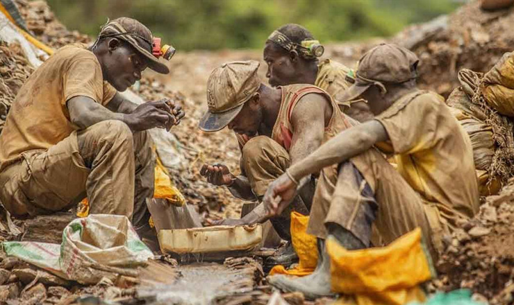চাদে স্বর্ণ খনিতে ভয়াবহ সংঘর্ষ, নিহত ১০০