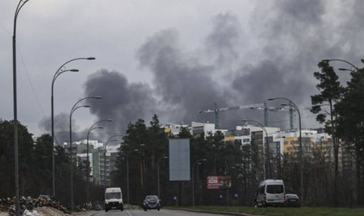 ইউক্রেনের সেভেরোদনিয়েস্কের অর্ধেক এখন রাশিয়ার দখলে
