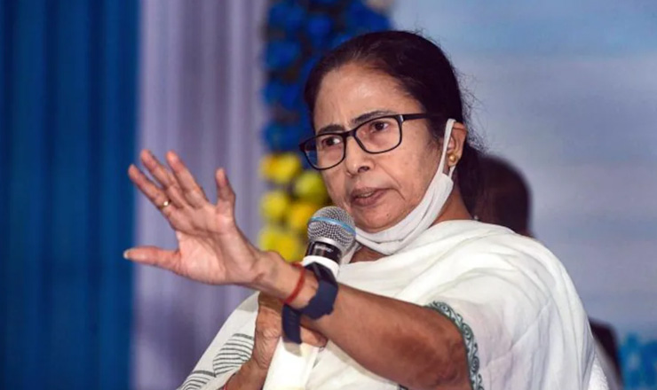 মগ, বালতি নেই, আমেরিকার হোটেলে বাথরুমে গিয়ে বিপাকে পড়েছিলেন মমতা