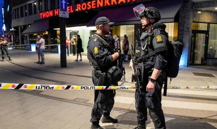 নরওয়েতে সমকামীদের বারে গুলি, নিহত ২