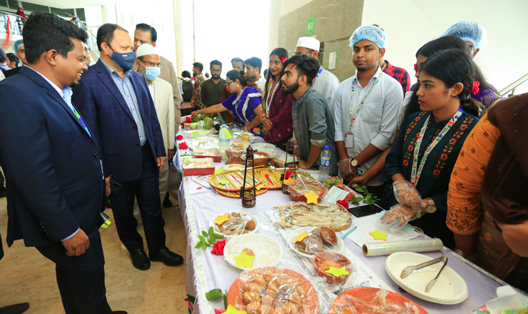 ড্যাফোডিল ইন্টারন্যাশনাল ইউনিভার্সিটিতে ঐতিহ্য চর্চায় 'ঐতিহ্যের হাট'