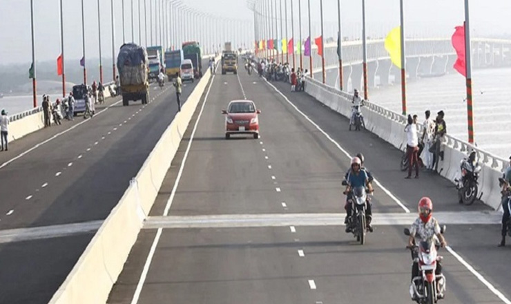 আজ থেকে পদ্মা সেতুতে মোটরসাইকেল চলাচল নিষিদ্ধ