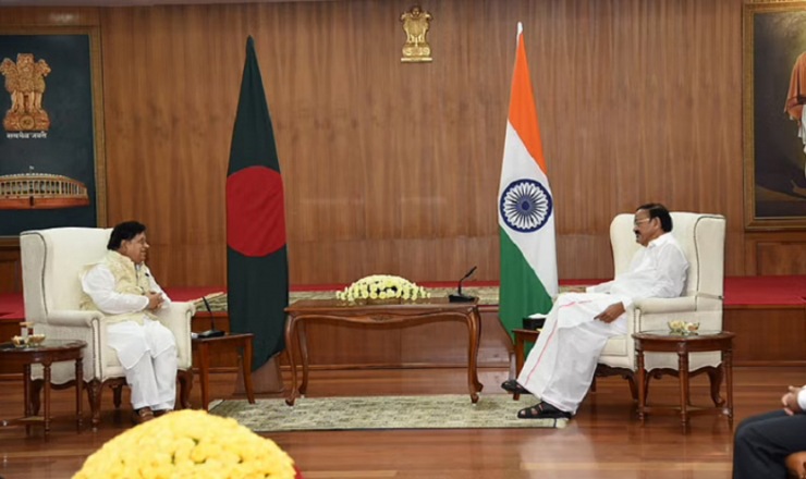 মোদি কেন মোমেনকে সময় দিলেন না, প্রশ্ন কংগ্রেসের পত্রিকায়
