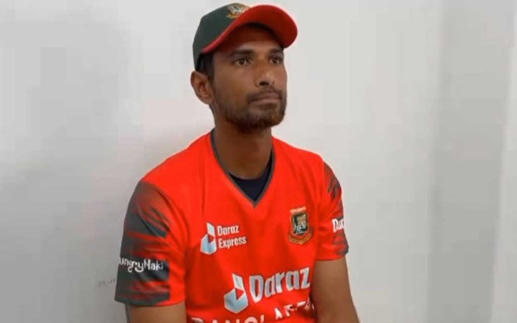 মুমিনুলের পথে মাহমুদউল্লাহ