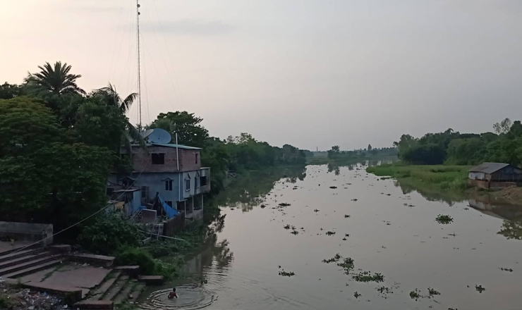 বাগমারায় গোসল নেমে বারনই নদীতে নিখোঁজ রুপ কুমার