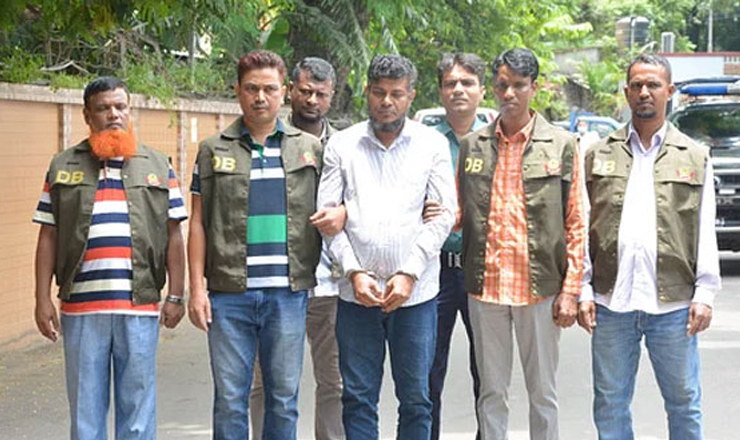 জাল টাকার কারবারে সাবেক পুলিশ সদস্য ও ব্যাংকাররা