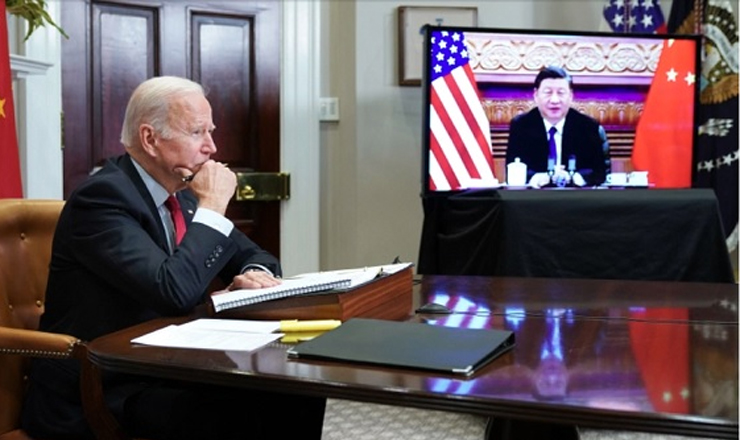 আগুন নিয়ে খেলা নয়, বাইডেনকে ফোনে শি জিনপিং
