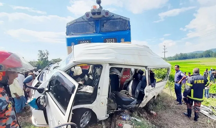 ট্রেন দুর্ঘটনা ১১ নিহত : গেটম্যান সাদ্দামকে আসামি করে মামলা