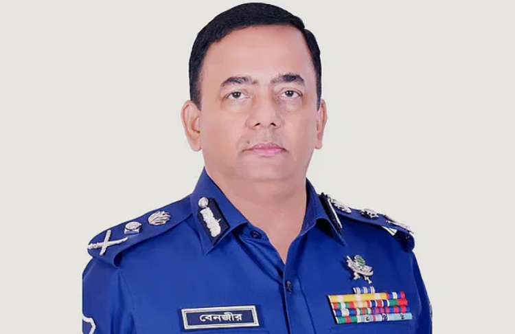 আইজিপির যুক্তরাষ্ট্র সফর: নিষেধাজ্ঞা নিয়ে যা জানা যাচ্ছে