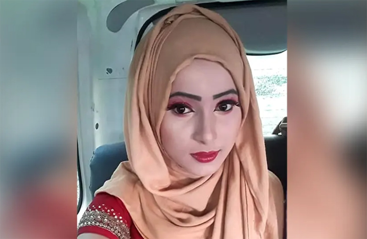 স্ত্রীর সন্ধান পেতে প্রবাসীর পুরস্কার ঘোষণা