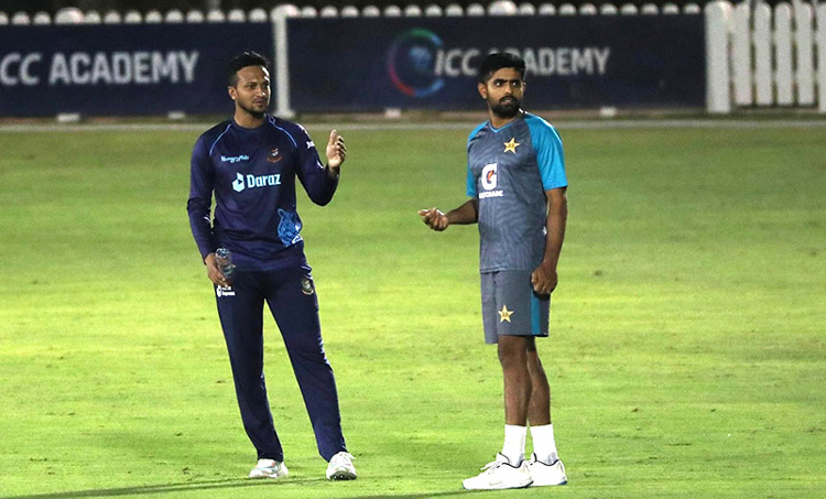 সাকিবকে দেখেই ছুটে গেলেন বাবর আজম, ভিডিওসহ