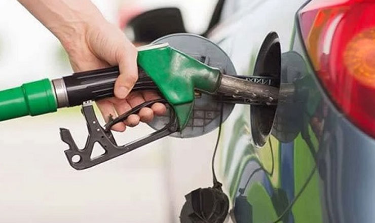 লিটারে ৫ টাকা কমল জ্বালানি তেলের দাম, বেড়েছিল ৪৬ 