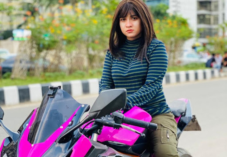 অকটেন নাকি পেট্রল, বাইকের জন্য ভালো কোনটি