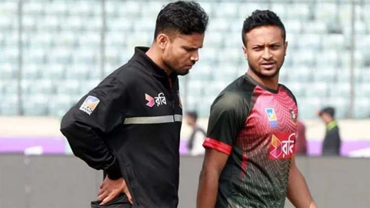 মাশরাফিকে টপকে দুইয়ে সাকিব