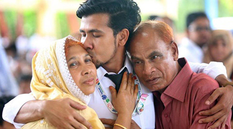 ভরণপোষণ বিধিমালায় বাবা-মাকে নিজের সঙ্গেই রাখতে হবে